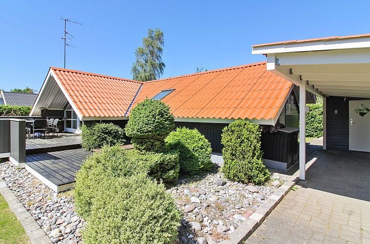 Vakantiehuis "Reidar" - 600m from the sea