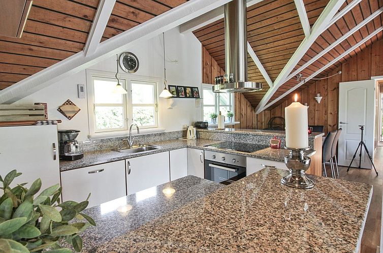 Vakantiehuis "Reidar" - 600m from the sea