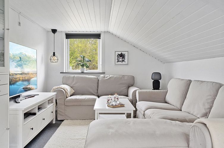 Vakantiehuis "Reidar" - 600m from the sea