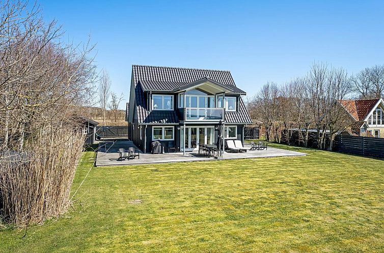 Vakantiehuis "Esme" - 30m from the sea