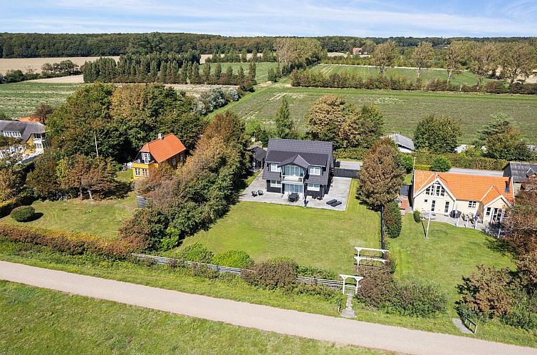 Vakantiehuis "Esme" - 30m from the sea