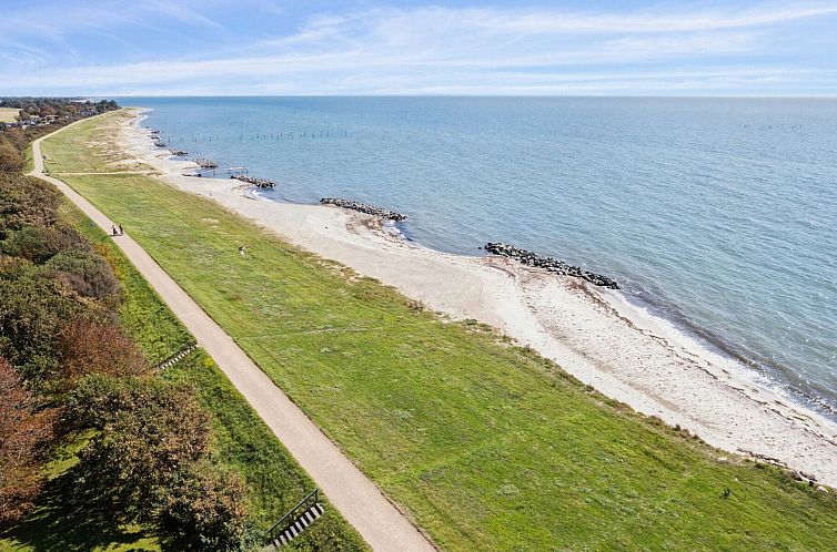 Vakantiehuis "Esme" - 30m from the sea