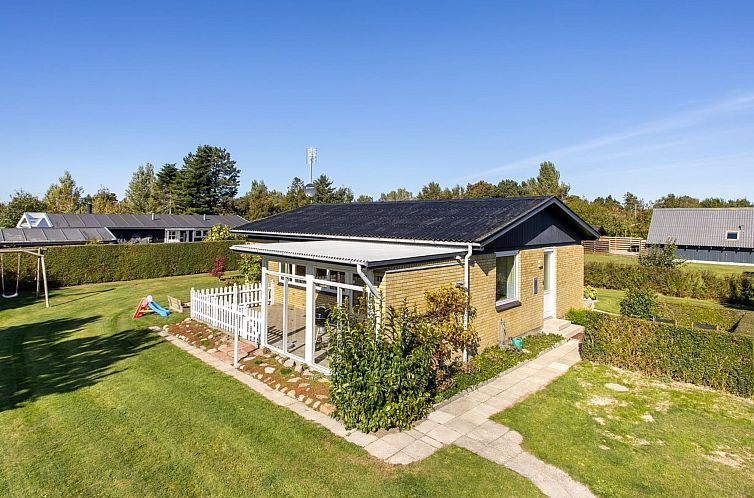 Vakantiehuis "Johanna" - 400m from the sea