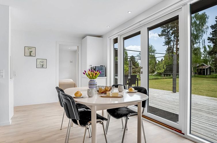 Vakantiehuis "Ginie" - 600m from the sea