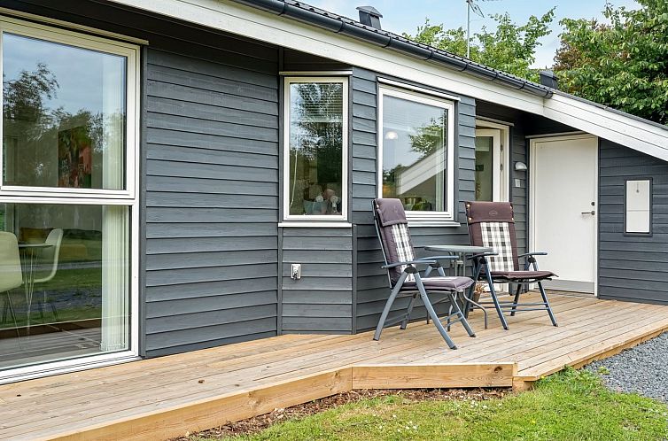 Vakantiehuis "Luukas" - 150m from the sea