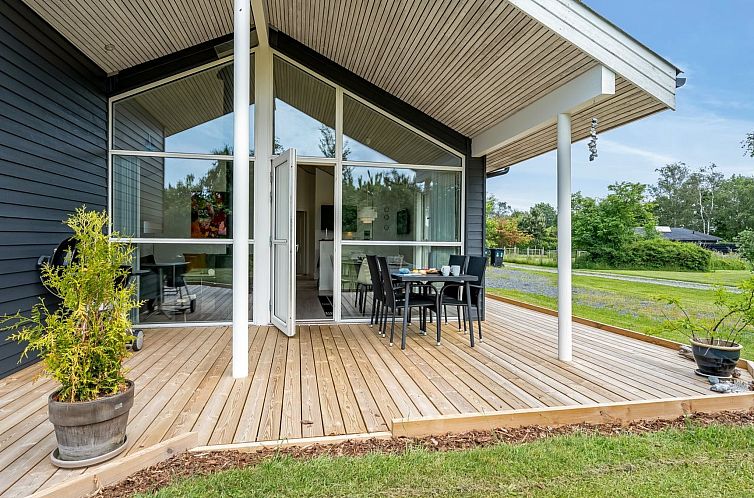 Vakantiehuis "Luukas" - 150m from the sea