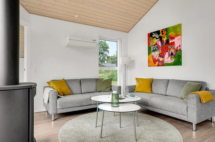 Vakantiehuis "Luukas" - 150m from the sea