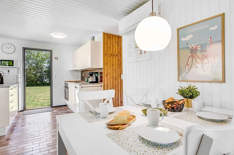 Vakantiehuis "Maelle" - 600m from the sea