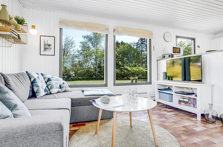 Vakantiehuis "Maelle" - 600m from the sea