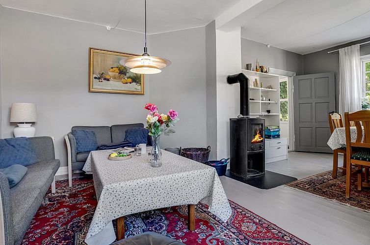 Vakantiehuis "Iivo" - 1.3km from the sea