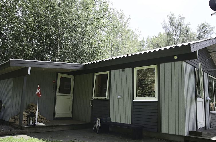 Vakantiehuis "Iivo" - 1.3km from the sea