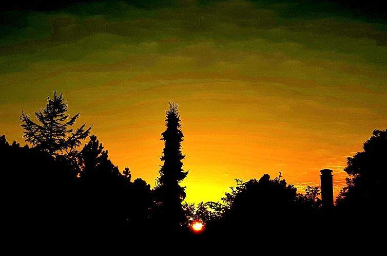 Vakantiehuis "Asmine" - 670m from the sea