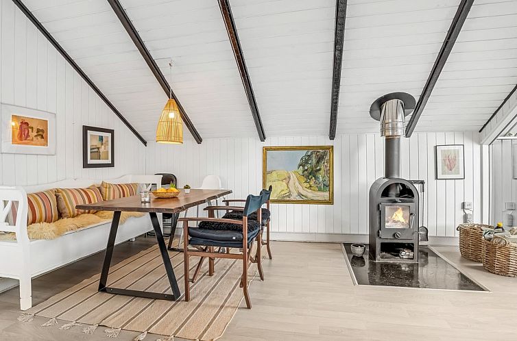 Vakantiehuis "Ragnborg" - 700m from the sea
