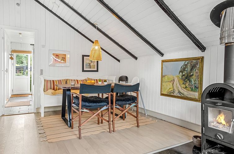 Vakantiehuis "Ragnborg" - 700m from the sea