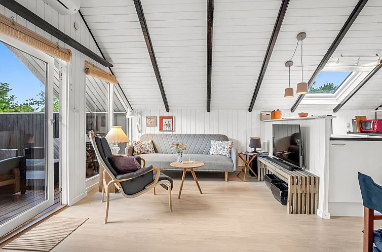 Vakantiehuis "Ragnborg" - 700m from the sea