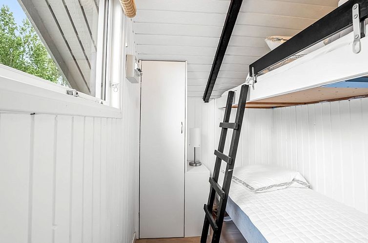 Vakantiehuis "Ragnborg" - 700m from the sea