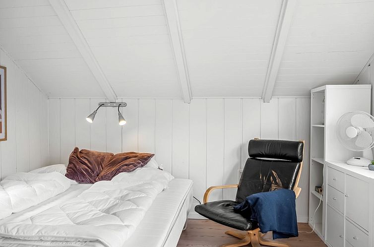 Vakantiehuis "Ragnborg" - 700m from the sea