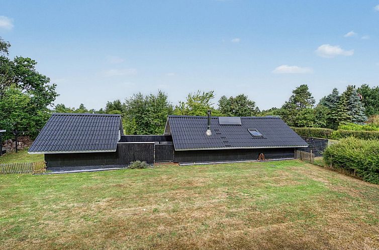 Vakantiehuis "Ragnborg" - 700m from the sea
