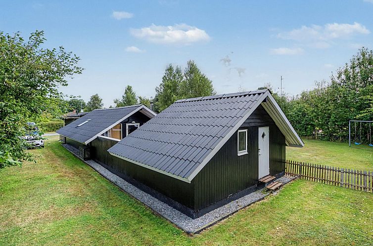 Vakantiehuis "Ragnborg" - 700m from the sea