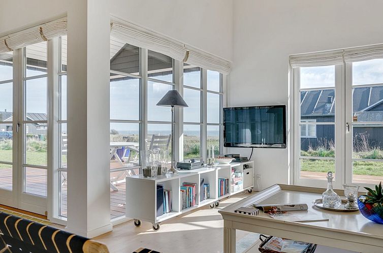 Vakantiehuis "Miika" - 100m from the sea