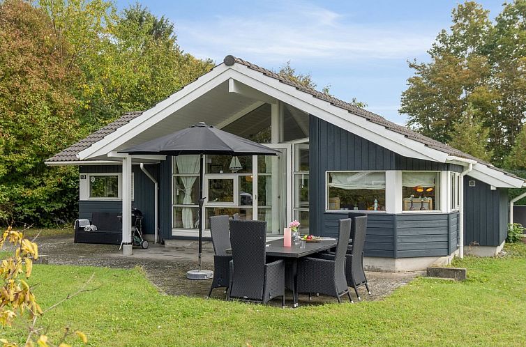 Vakantiehuis "Thorke" - 200m from the sea