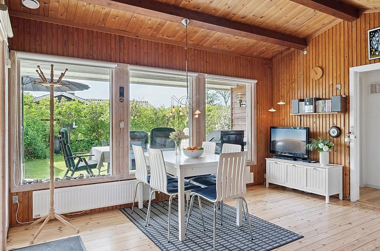 Vakantiehuis "Felicity" - 250m from the sea