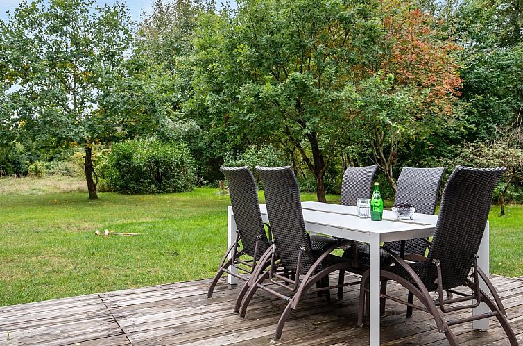 Vakantiehuis "Heino" - 3.5km from the sea