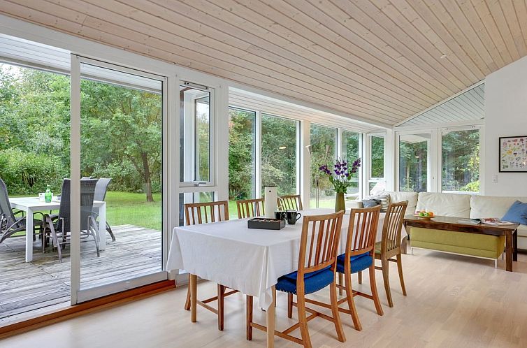 Vakantiehuis "Heino" - 3.5km from the sea