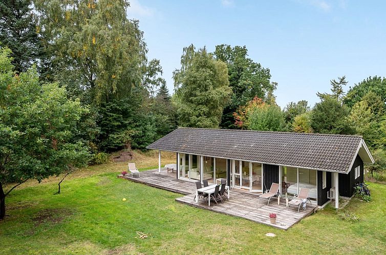 Vakantiehuis "Heino" - 3.5km from the sea