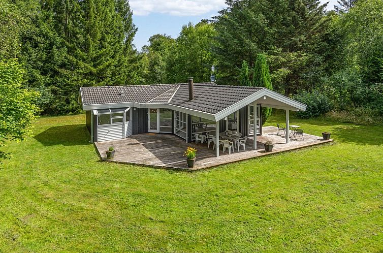 Vakantiehuis "Thorsmod" - 2.6km from the sea