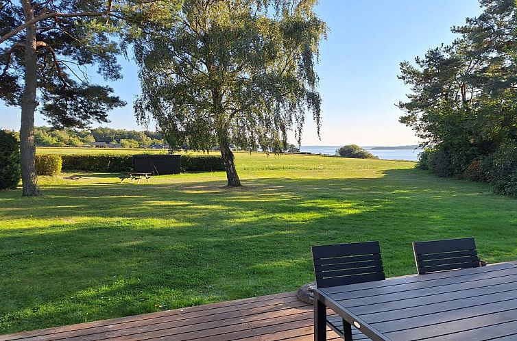 Vakantiehuis "Salka" - 200m to the fjord