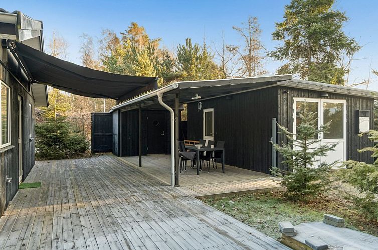 Vakantiehuis "Amitola" - 800m from the sea