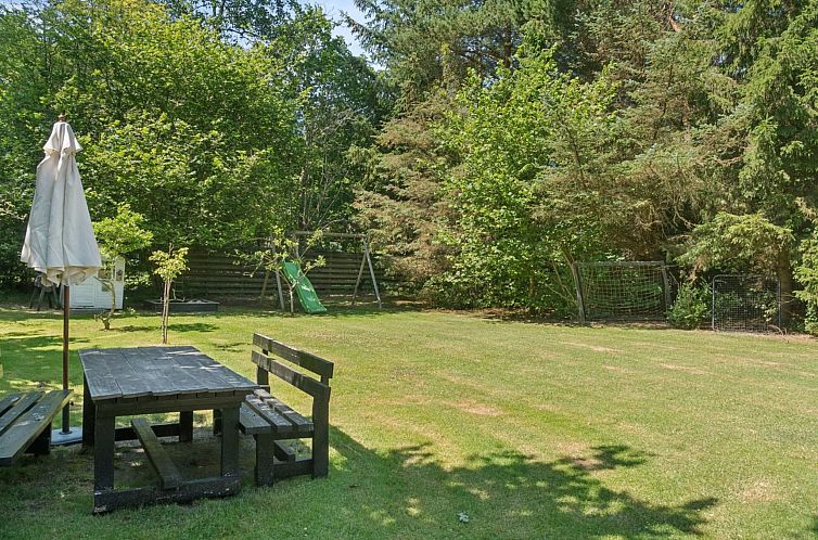 Vakantiehuis "Tatyana" - 1.6km from the sea