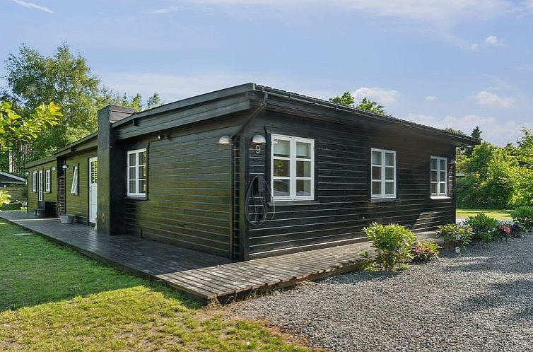 Vakantiehuis "Thrym" - 2.5km from the sea