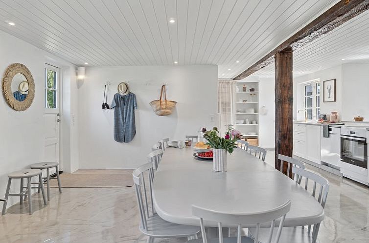 Vakantiehuis "Thrym" - 2.5km from the sea