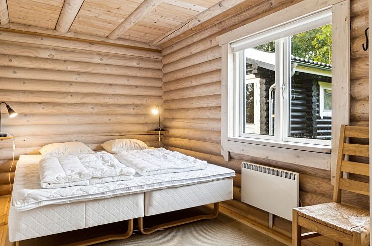 Vakantiehuis "Mella" - 625m from the sea