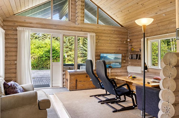 Vakantiehuis "Mella" - 625m from the sea