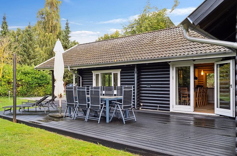 Vakantiehuis "Mella" - 625m from the sea