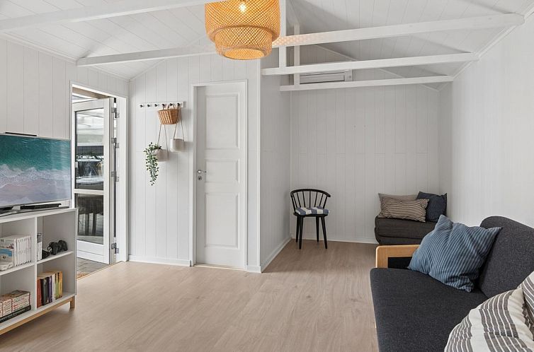 Vakantiehuis "Saija" - 2.1km from the sea