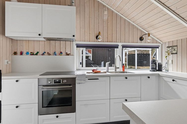 Vakantiehuis "Saija" - 2.1km from the sea