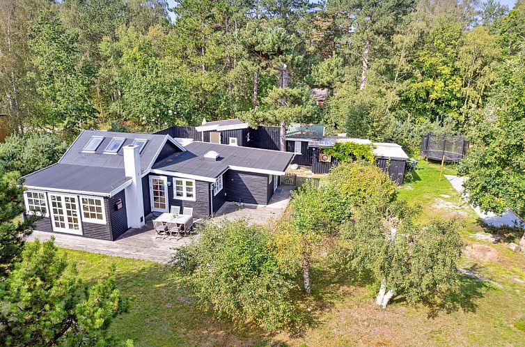 Vakantiehuis "Estel" - 900m from the sea