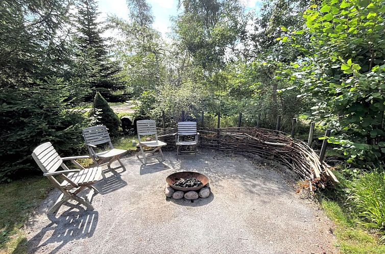 Vakantiehuis "Estel" - 900m from the sea