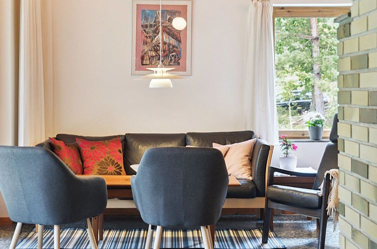 Vakantiehuis "Estel" - 900m from the sea