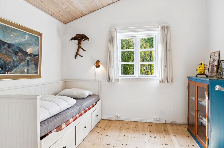 Vakantiehuis "Amola" - 1.6km from the sea