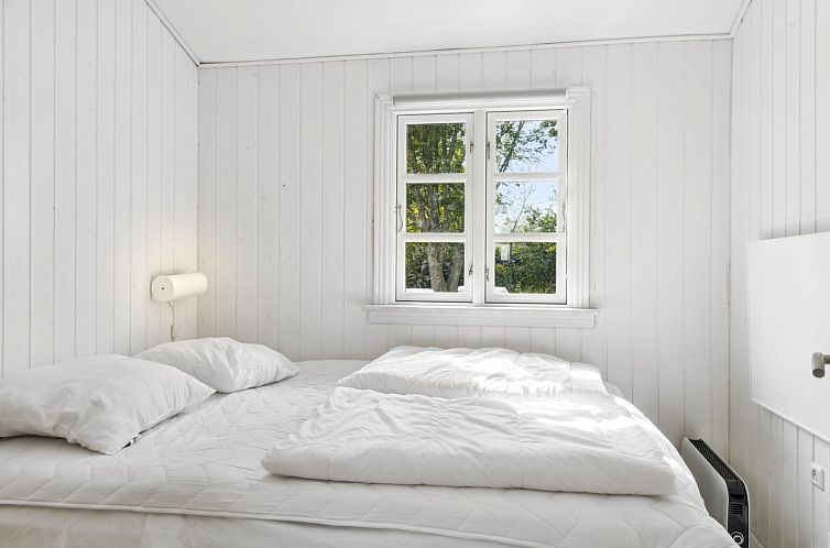 Vakantiehuis "Amola" - 1.6km from the sea