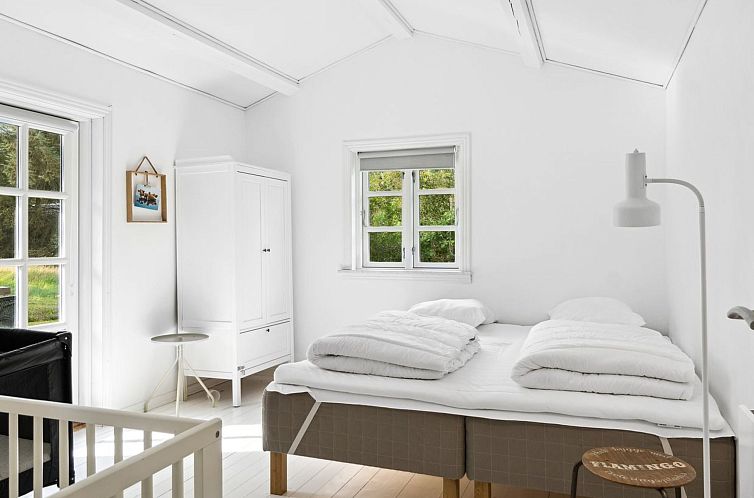 Vakantiehuis "Amola" - 1.6km from the sea