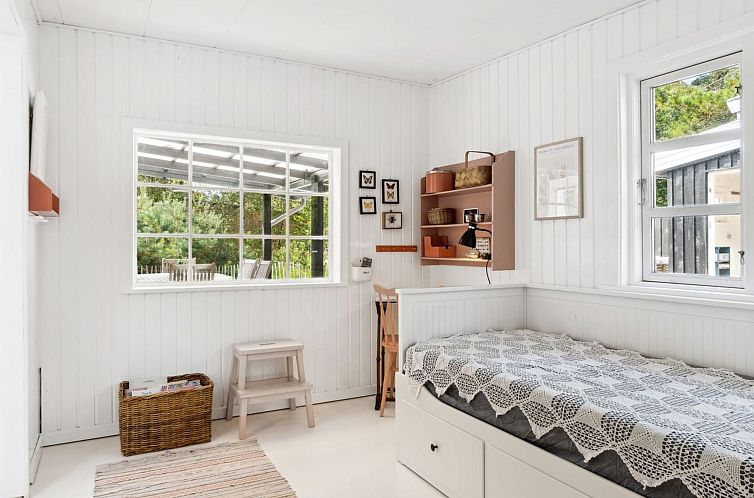 Vakantiehuis "Tinja" - 900m from the sea