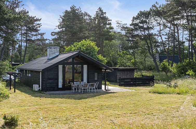Vakantiehuis "Pietari" - 1.2km from the sea