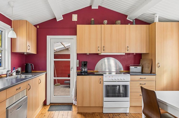 Vakantiehuis "Amitola" - 800m from the sea