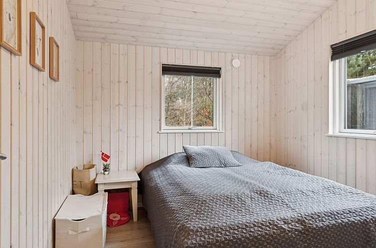 Vakantiehuis "Amitola" - 800m from the sea